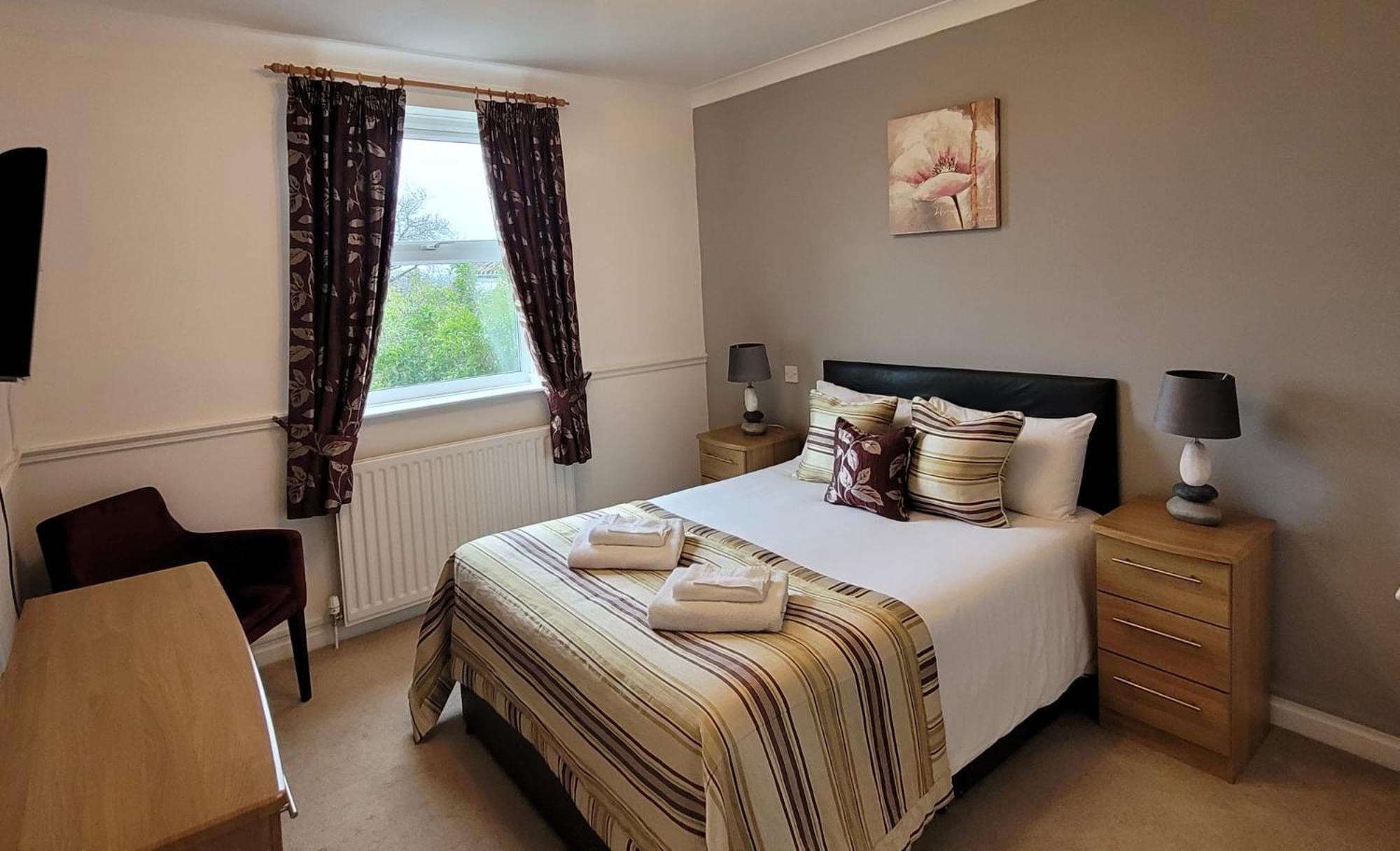 The White Horse Lodge Hotel เทิร์สก์ ภายนอก รูปภาพ